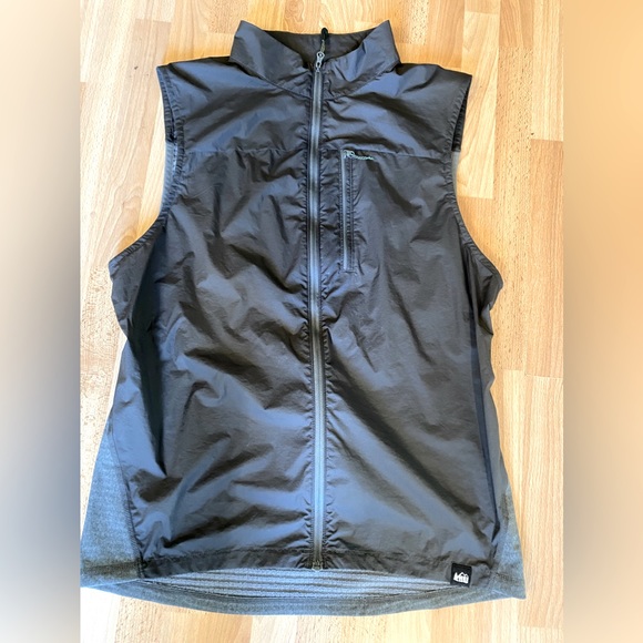 REI Other - REI Co-op Screeline Cascade Vest. Men’s medium. Excellent, practically new